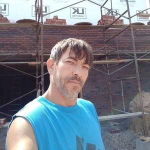Meet your Posher, Casey